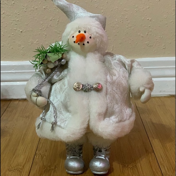 Christmas Decorations - Picture 5 of 7